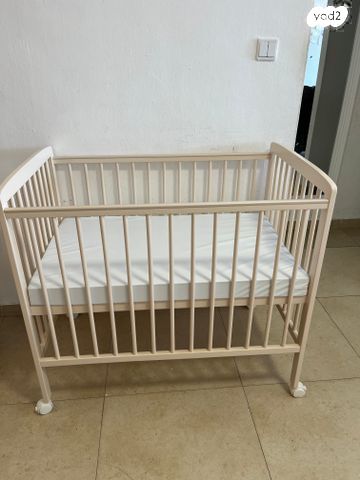 מיטת תינוק + מזרן (100x60)