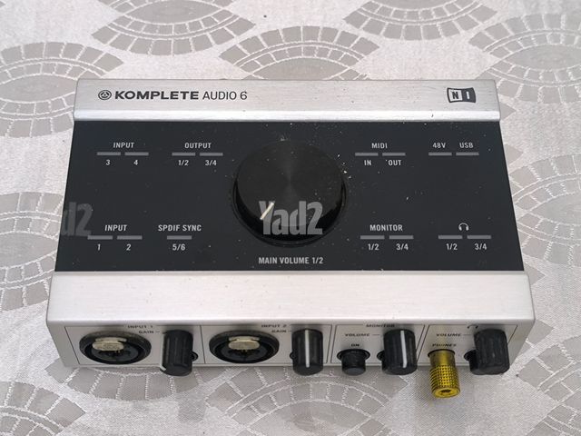 KOMPLETE AUDIO 6