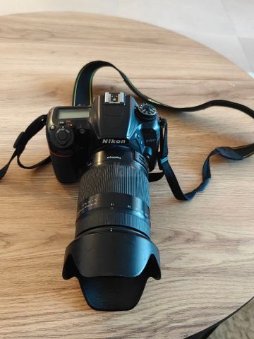 ניקון d7500 + טמרון 18-400