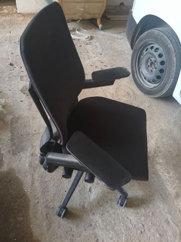 כסא steelcase gesture