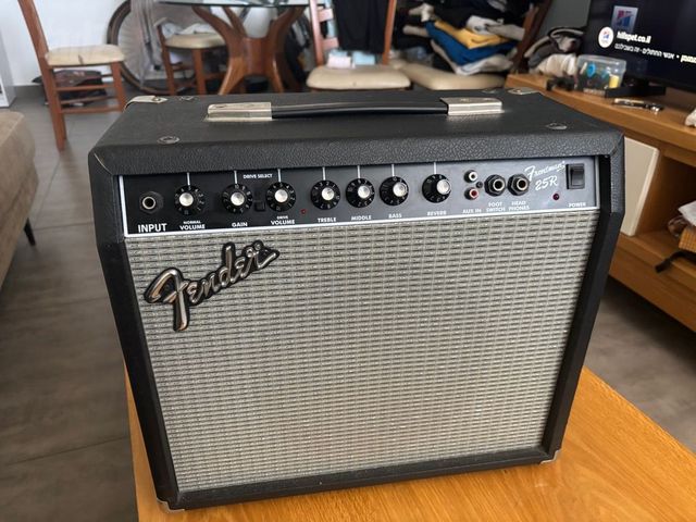 Fender Frontman 25R