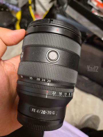עדשה של sony 20-70 f4
