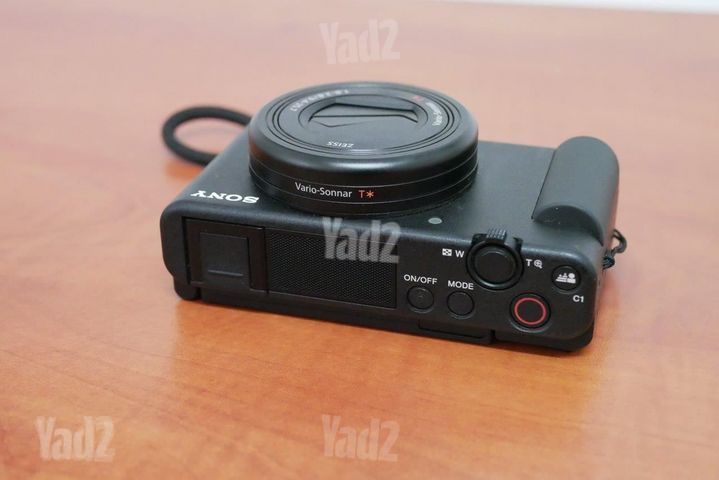 Sony ZV1 + flash + GP-VPT2BT