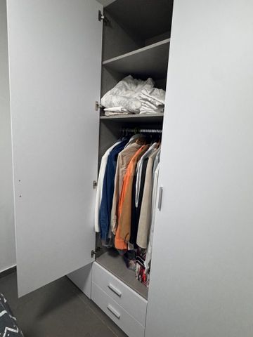 ארון 3 דלתות 1.80