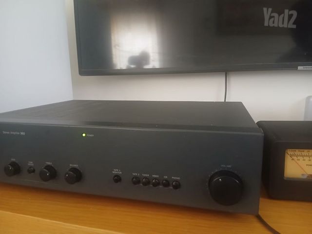 מגבר NAD 302