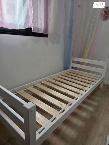 מיטת יחיד ילדים+ מזרן