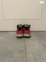 Jordan 3 Fire Red רטרו