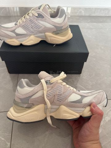 נעליים new balance 9060
