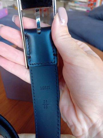 חגורה Louis vuitton