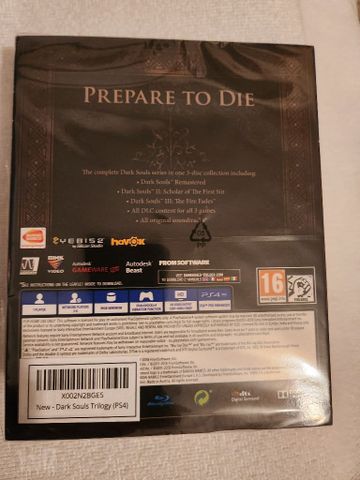 Dark Souls Trilogy חדש בניילון