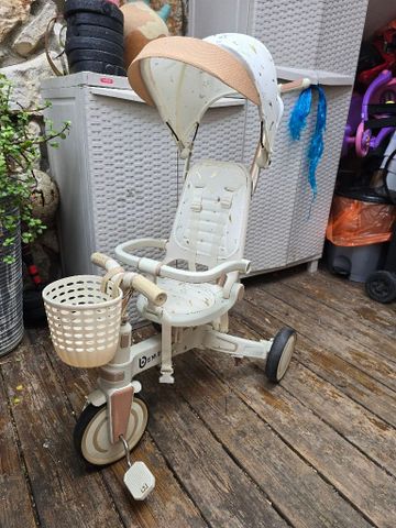 תלת אופן של b smart חדש