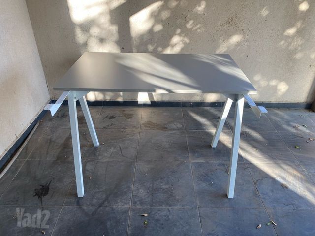 שולחן עבודה