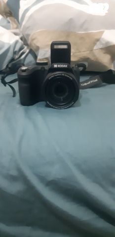מצלמת KODAK PIXPRO AZ405