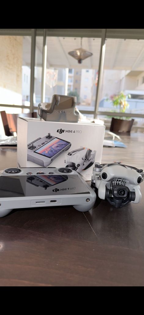Dji mini 4 pro קומבו