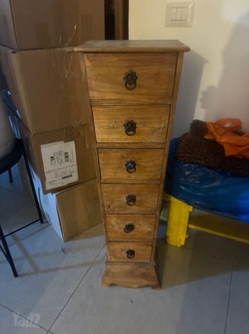 שידת מגירות