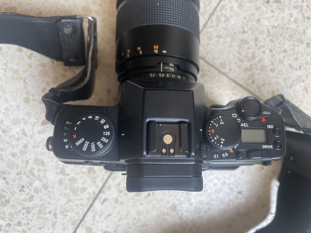 Contax ST + Zeiss 35-70mm פילם