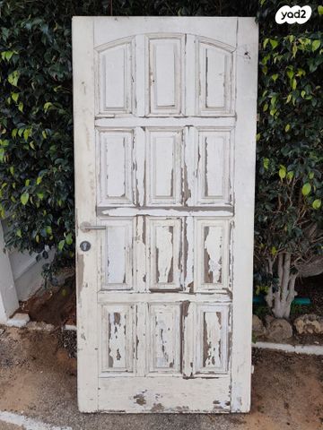 דלת עץ וינטג