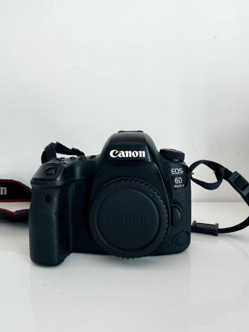 Canon 6D Mark II ועדשת 24-105