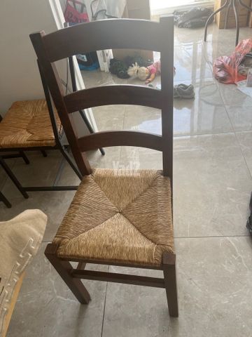 כיסאות