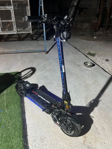 קורקינט פייטר 11