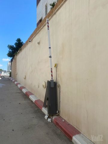 שער חשמלי