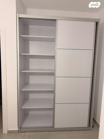 ארונות הזזה