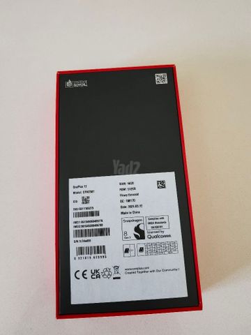 OnePlus 12 במצב חדש