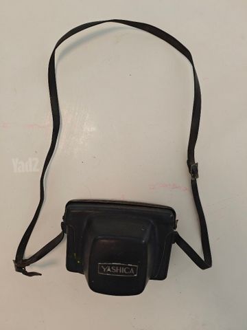 מצלמה וינטג' yashica