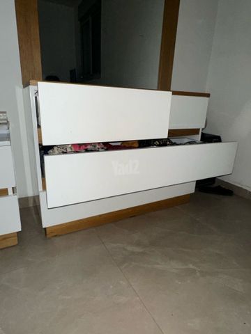 שידה קומודה