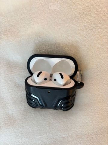 איירפודס 4 airpods