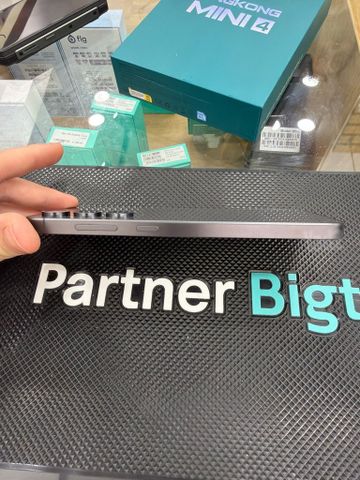 S24 fe במצב חדש