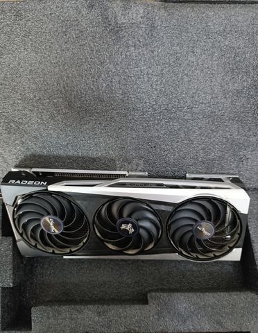 Radeon RX 6700 XT Nitro