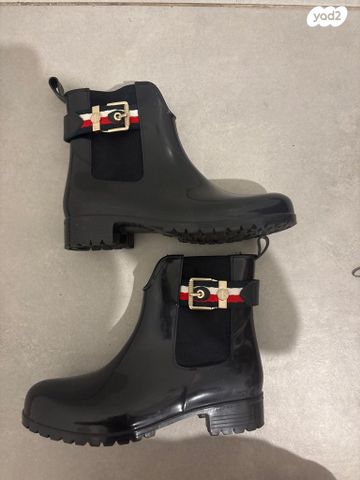 מגפונים tommy hilfiger