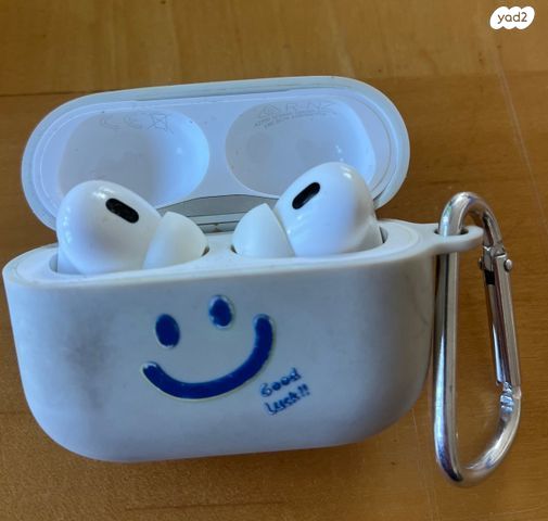 אוזניות אפל AirPod’s Pro 2