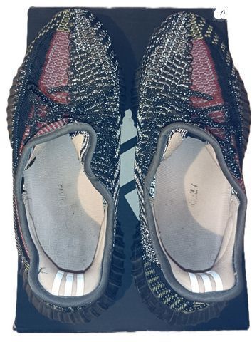 נעלי ספורט Adidas Yeezy Boost