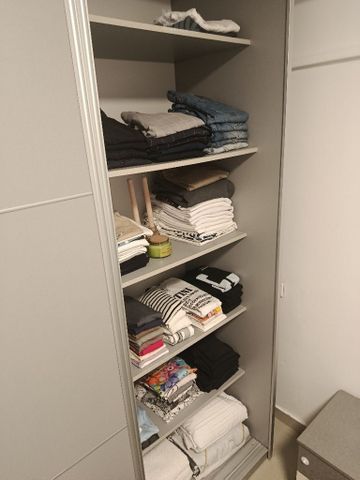 ארון הזזה