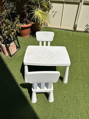 שולחן לילדים