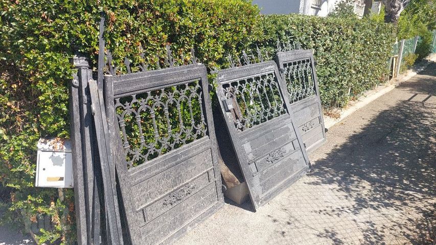 שער מתכת