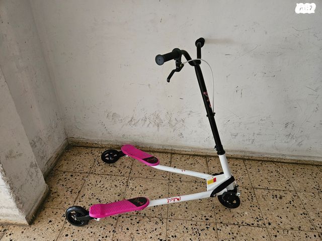 קורקינט דריפט ורוד