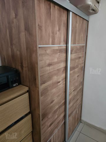 ארון בגדים