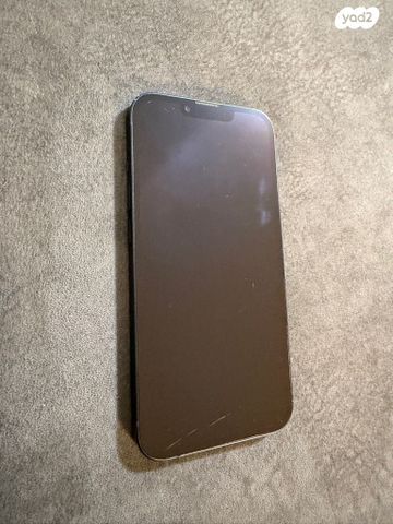 ‏iPhone 13 עם נפח של 512GB