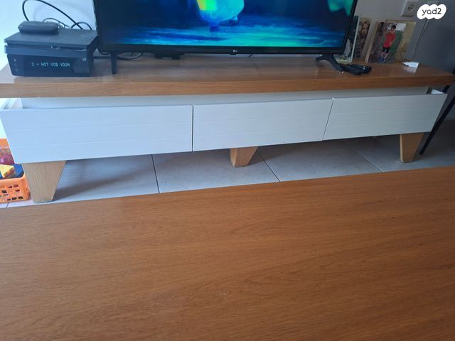 שולחן ומזנון