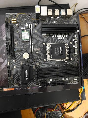 Asrock b650m pg lightning