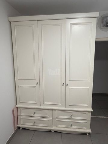 ארון לחדר שינה