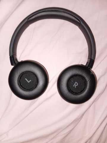 אוזניות JBL TONE660NC