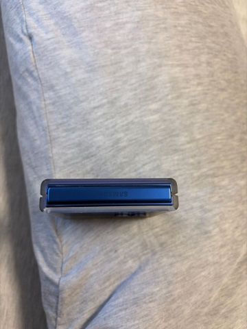SAMSUNG FLIP 7