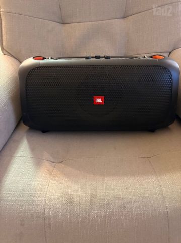 רמקול jbl partybox on the go