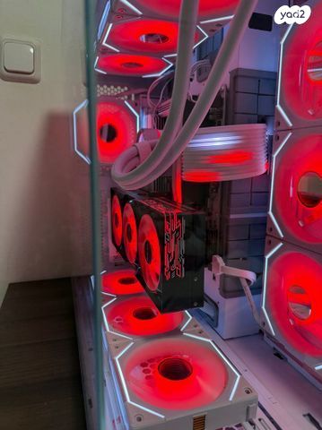 Galax RTX 5080 1-Click OC RGB