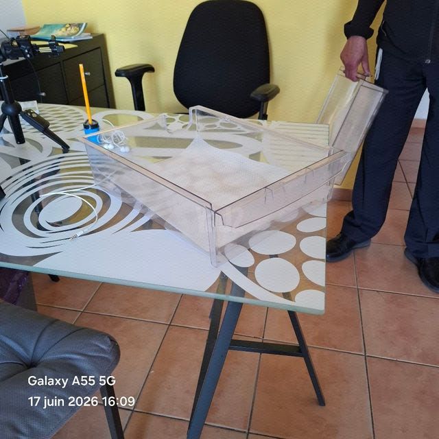 חלקי מקרר Amcor ישן