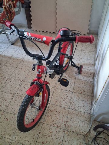 אופניים  לקטנים.